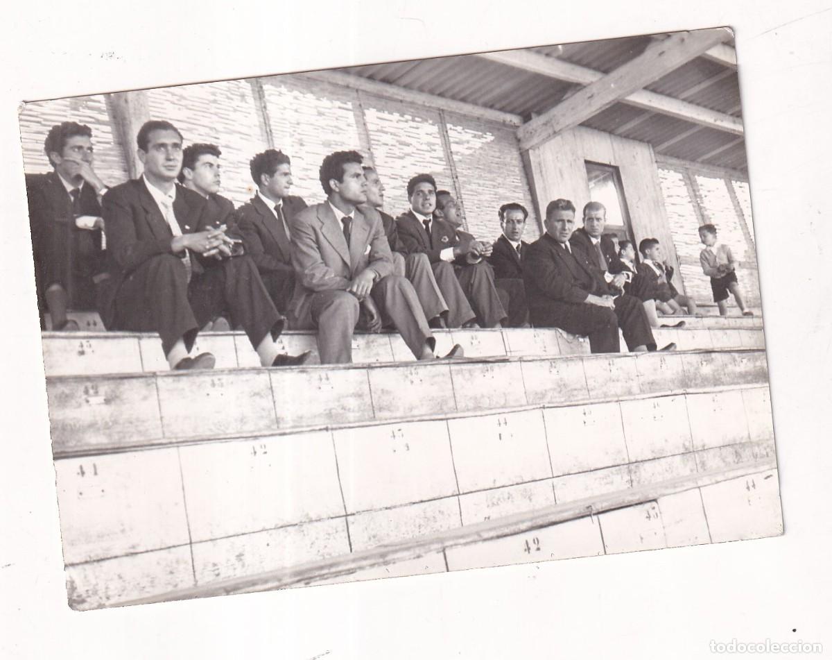 Coleccionismo deportivo: Fotograf&iacute;a 10,50 x 7,50 cm gradas en el Campo del Rayo Vallecano ??