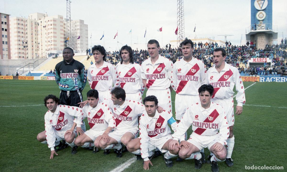 Coleccionismo deportivo: FOTOGRAFIA RAYO VALLECANO 1992/93 (15 X 10)
