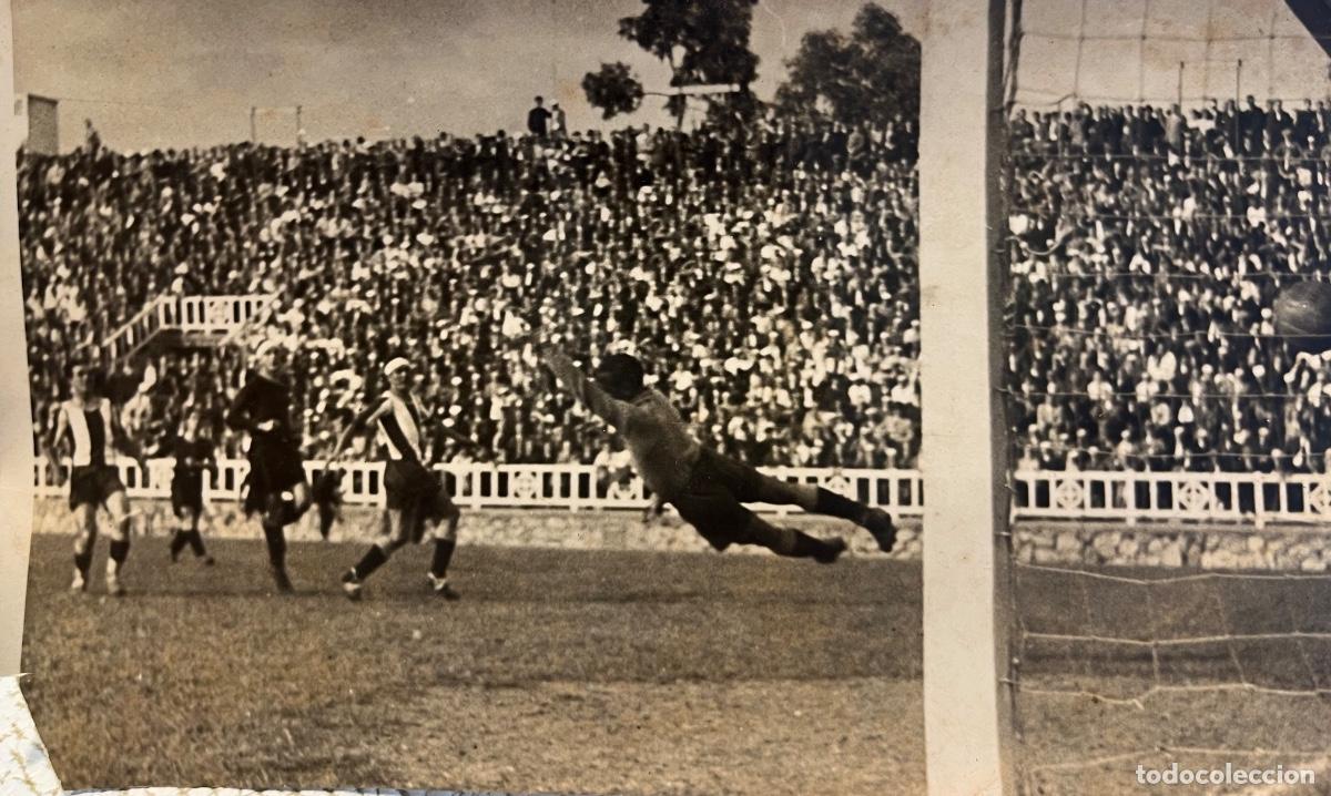 Collezionismo sportivo: FOTOGRAF&Iacute;A DEL FUTBOL CLUB BARCELONA REAL CLUB DEPORTIVO ESPA&Ntilde;OL 1920&rsquo;S. CAMP DE LES CORTS.