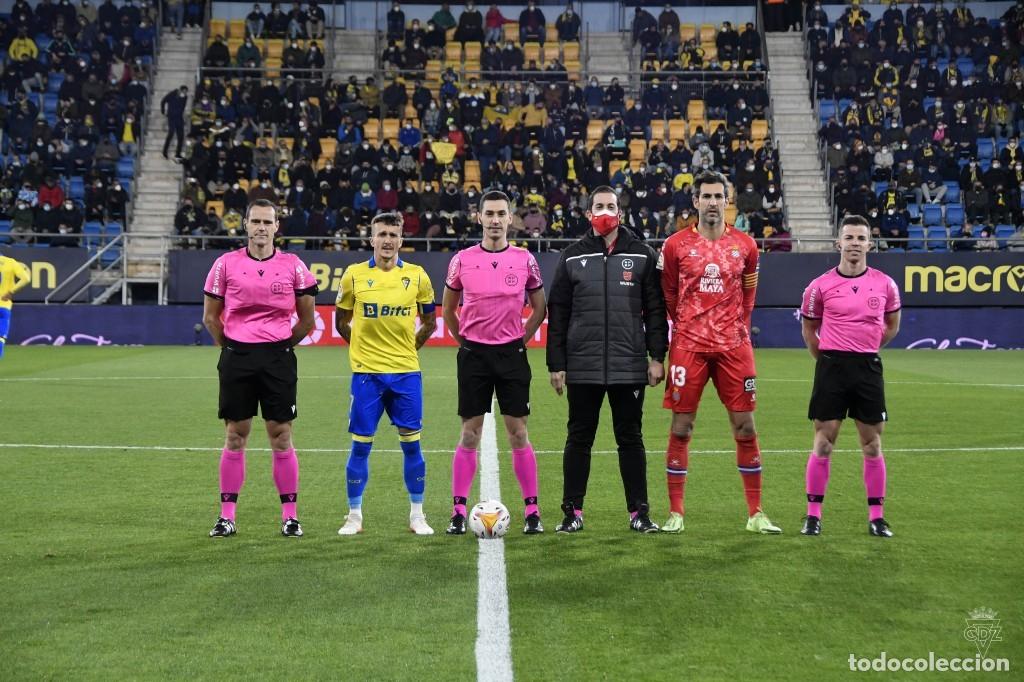 Coleccionismo deportivo: FOTOGRAFIA CAPITANES C&Aacute;DIZ CF RCD ESPANYOL 2021/22 (15 X 10)