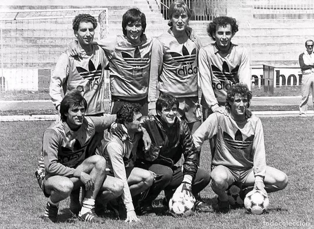 Coleccionismo deportivo: JUGADORES SELECCI&Oacute;N ESPA&Ntilde;OLA A&Ntilde;OS 80. FOTO