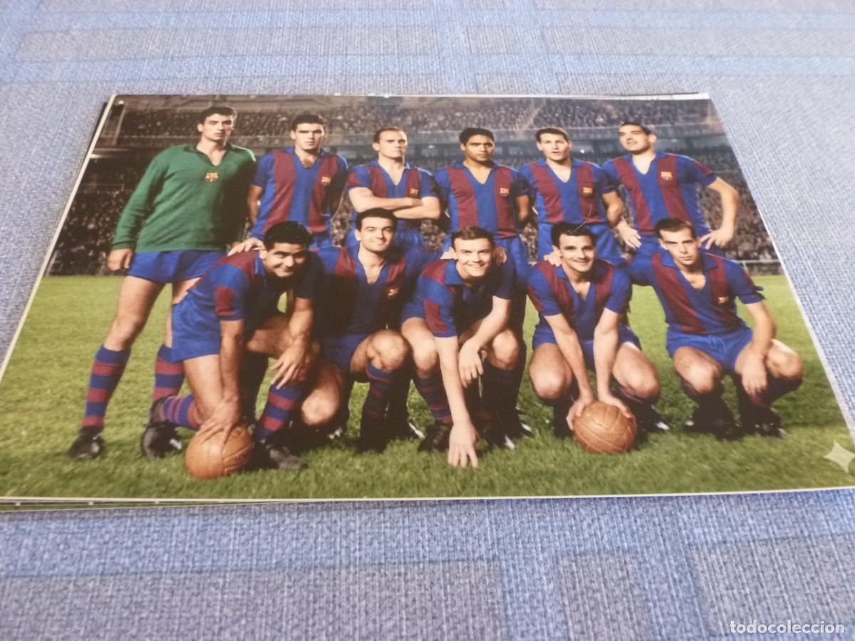 Coleccionismo deportivo: FOTO MATE (11 X 15) 1962-LIGA REAL MADRID 2 BAR&Ccedil;A 0 EN SANTIAGO BERNABEU