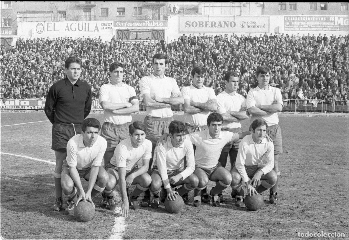 Coleccionismo deportivo: POSTAL FOTOGR&Aacute;FICA C&Aacute;DIZ CF TEMPORADA 1968/69