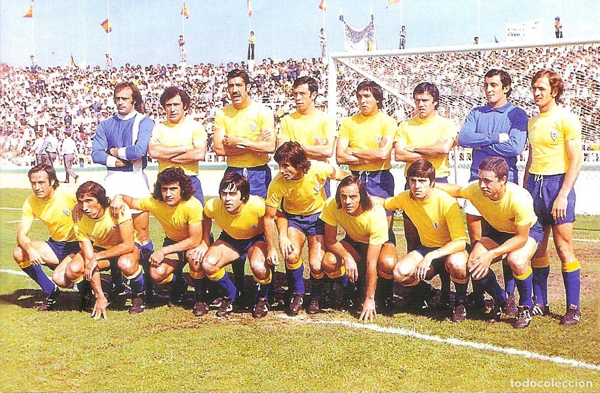 Coleccionismo deportivo: POSTAL FOTOGR&Aacute;FICA C&Aacute;DIZ CF TEMPORADA 1976/77