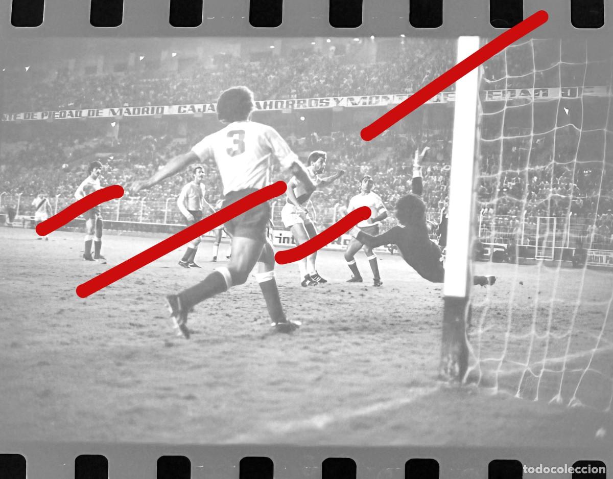 Coleccionismo deportivo: Partido de Futbol Rayo Vallecano - Las Palmas A&ntilde;os 70 - Negativo de Celuloide Fotografia Antigua
