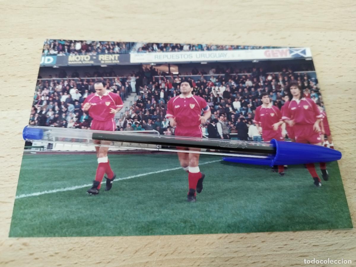 Coleccionismo deportivo: Foto original de Maradona Partido Tenerife - Sevilla A&ntilde;o 1993 Liga de Primera Resultado del partido