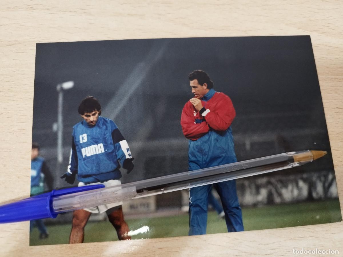 Coleccionismo deportivo: Foto original Valdano y Latorre con el CD Tenerife A&ntilde;os 90 Liga de Primera