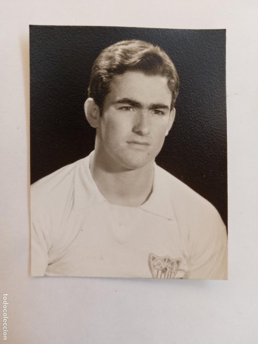 Coleccionismo deportivo: SEVILLA F.C. : FOTO DE CARNET DE JUGADOR CON CAMISETA SEVILLISTA