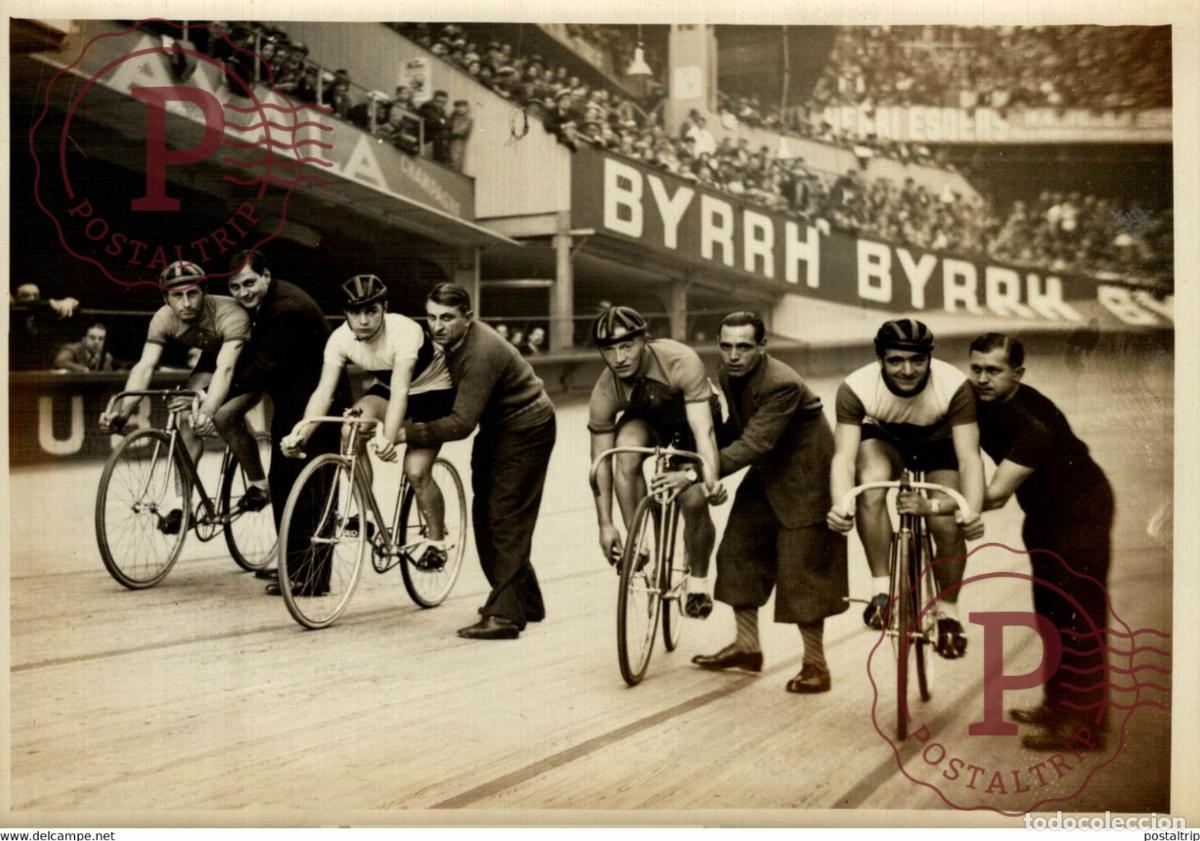 Collectionnisme sportif: VEL D HIV AMATEURS ET IND&Eacute;PENDANTS POITE MOSTACELLI VELO BICI CICLISMO 18*13CM Photo Meurisse Pari