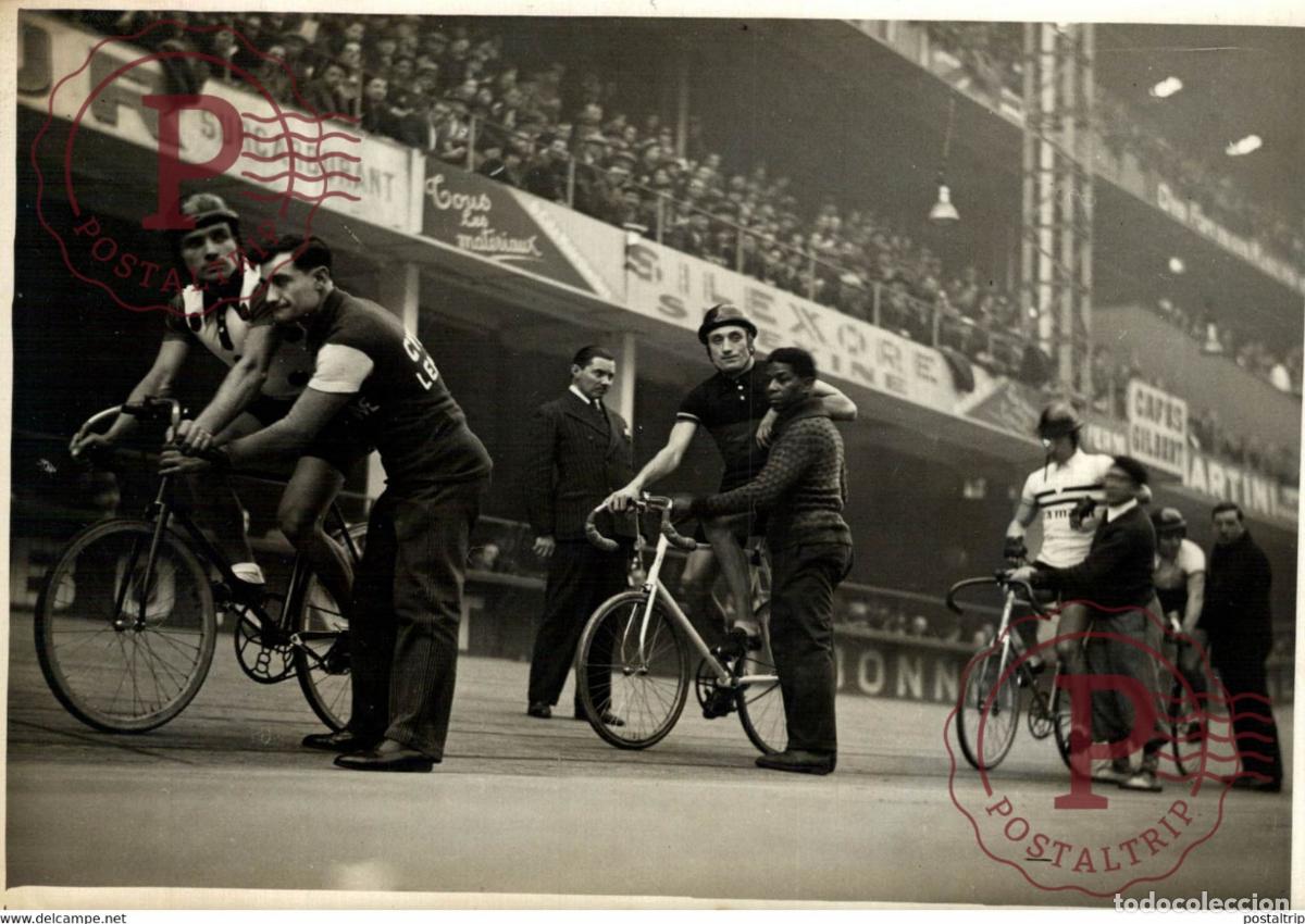 Collectionnisme sportif: VOL D HIV STAYERS AU DEPART EN TETE LEMOINE RONSSE LOHMANN VELO CICLISMO 18*13CM Photo Meurisse Pari