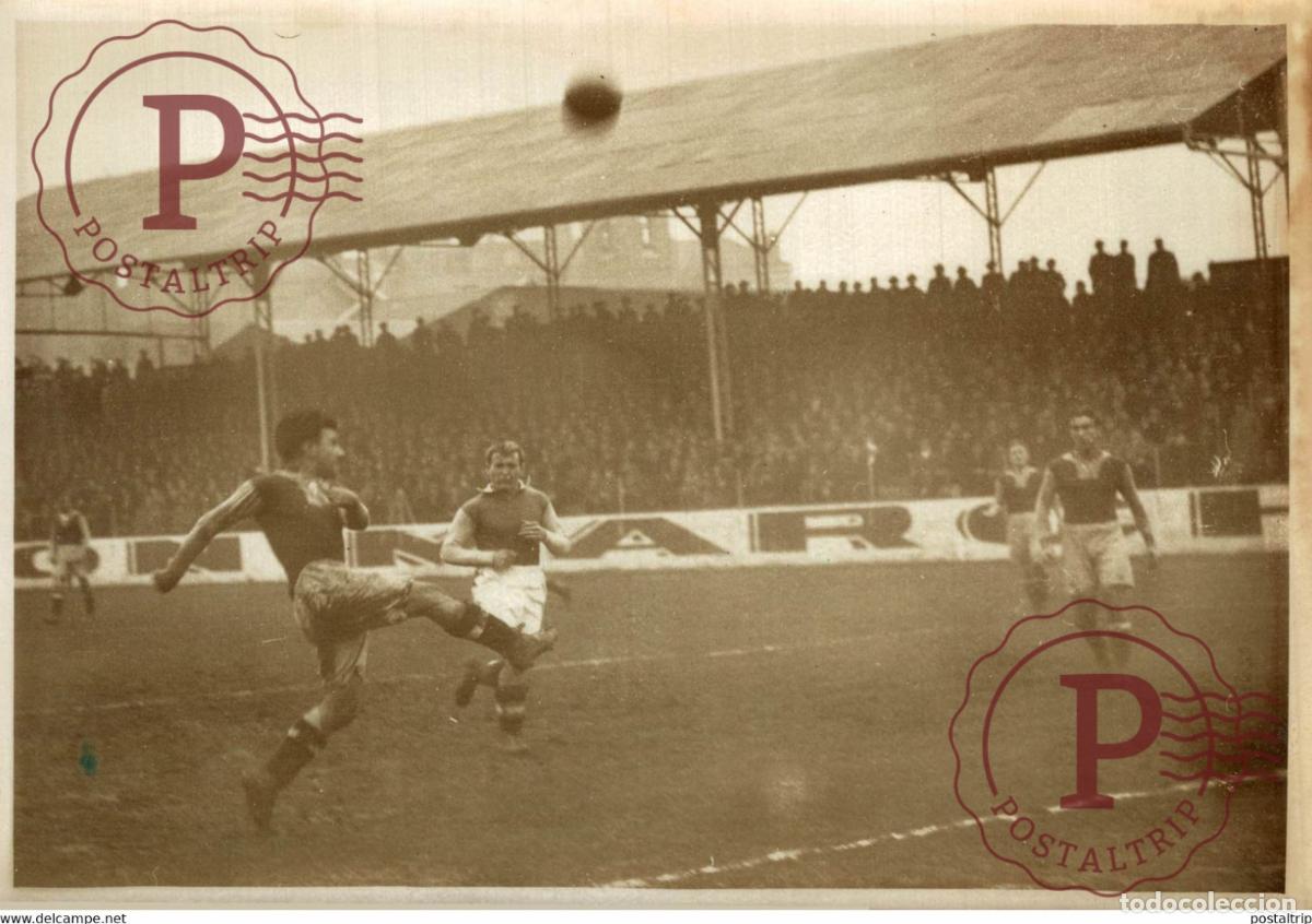 Coleccionismo deportivo: MULHOUSE CONTRE RED STAR AU PARC DES PRINCES FOOTBALL 18*13CM Photo Meurisse Paris collectionmeuris