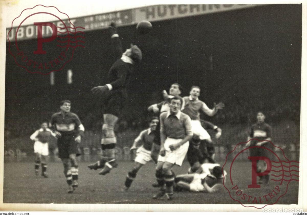 Coleccionismo deportivo: MATCH RACING RED STAR PARC DES PRINCES FOOTBALL 18*13CM Photo Meurisse Paris collectionmeurisse