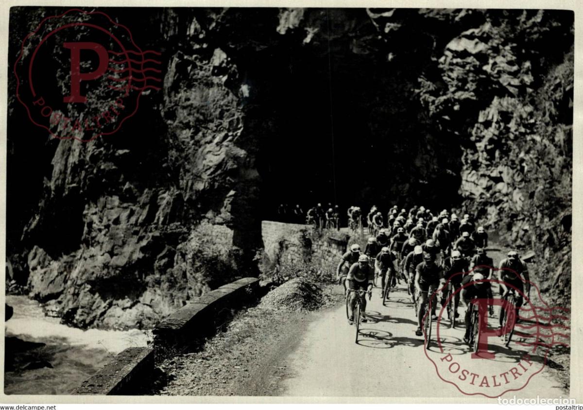 Coleccionismo deportivo: TOUR DE FRANCE LES GORGES DE LARLY VELO CICLISMO CYCLISTE 18*13CM Photo Meurisse Paris collection
