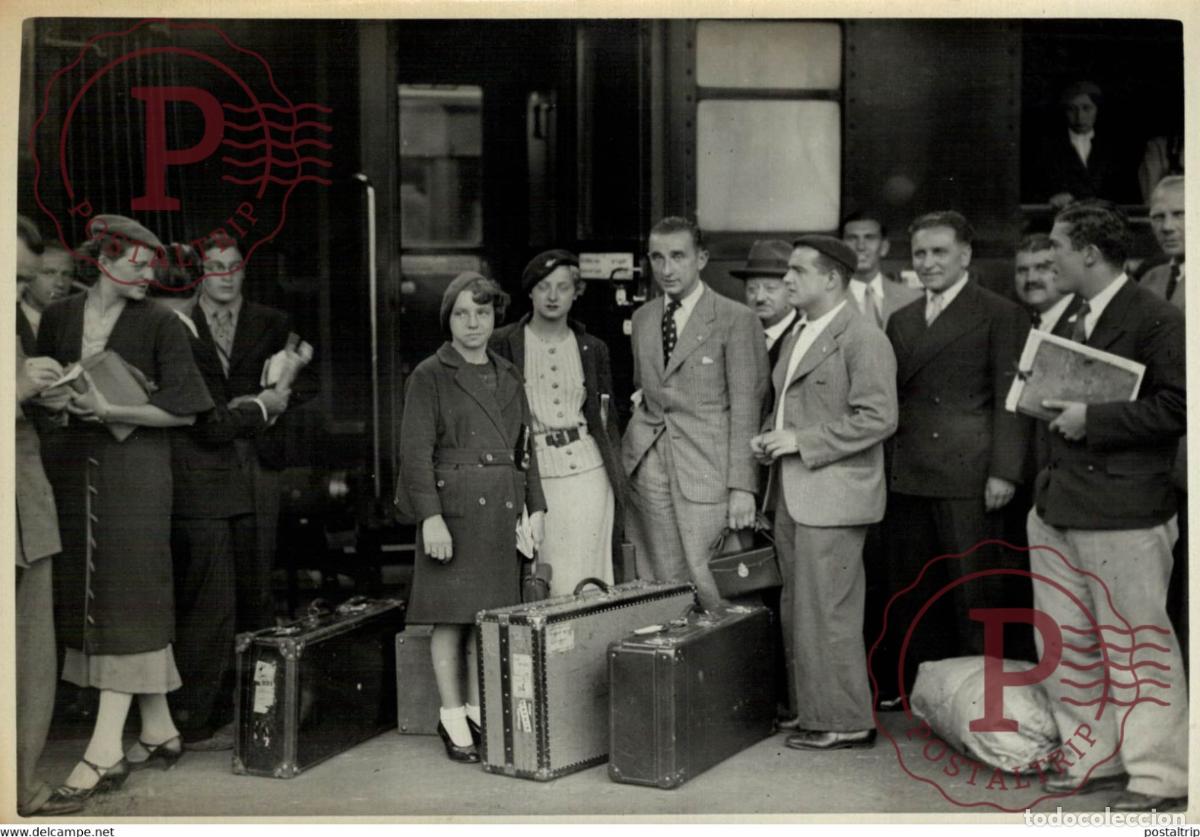 Coleccionismo deportivo: EQUIPE DE FRANCE DE NATACION GARE DU NORD NATACI&Oacute;N SWIMMING 18*13CM Photo Meurisse Paris collection