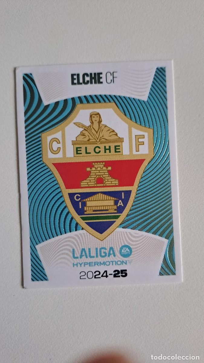 Collezionismo sportivo: LIGA ESTE HYPERMOTION 2024 2025 24 25 N&ordm; 10 ESCUDO ELCHE NUEVO SIN PEGAR