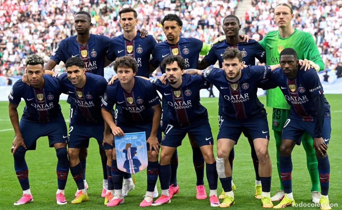 Coleccionismo deportivo: PAR&Iacute;S S.G. ALINEACI&Oacute;N GANADOR CHAMPIONS 2025-2026 EN VS BAYERN MUNICH. FOTO