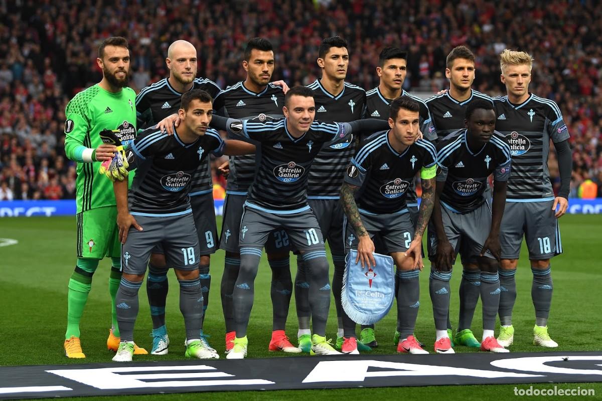 Coleccionismo deportivo: CELTA DE VIGO. ALINEACI&Oacute;N PARTIDO EUROPA LEAGUE 2016-2017 EN OLD TRAFFORD VS MANCHESTER UNITED. FOTO