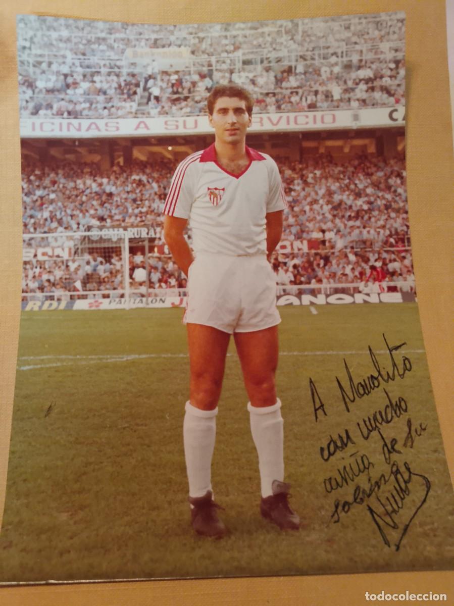 Coleccionismo deportivo: Foto de jugador del Sevilla a&ntilde;os 80 con dedicatoria