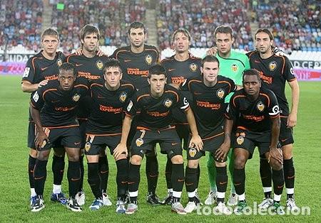 Coleccionismo deportivo: VALENCIA C.F. ALINEACI&Oacute;N PARTIDO DE LIGA 2008-2009 EN JJ.OO. MEDITERRANEO VS EL ALMER&Iacute;A. FOTO