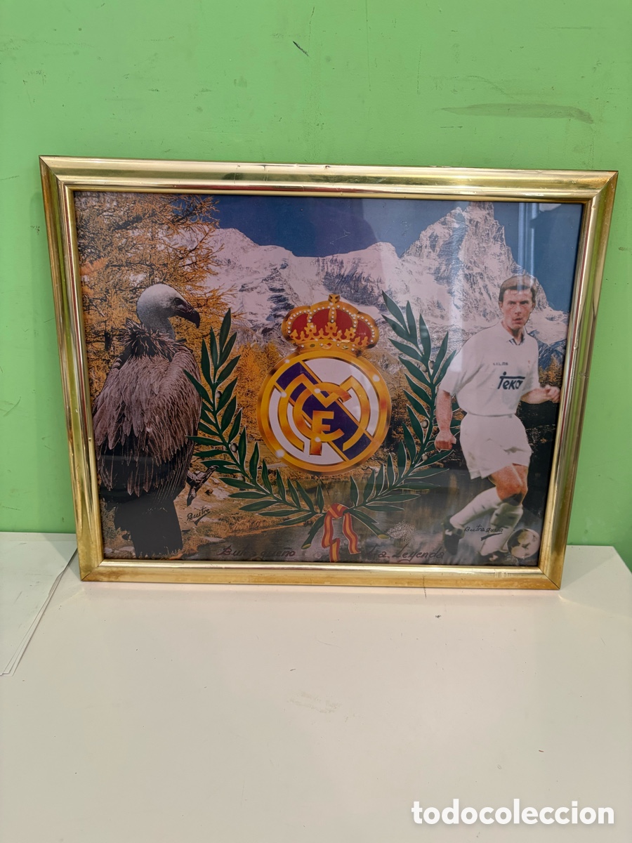 Coleccionismo deportivo: Cuadro enmarcado Real Madrid &ndash; Emilio Butrague&ntilde;o &ldquo;La Leyenda&rdquo; &ndash; Vintage