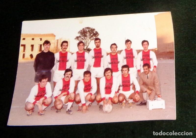 Coleccionismo deportivo: FOTOGRAFIA ORIGINAL FOTO ANTIGUA F&Uacute;TBOL A&Ntilde;OS 70 VINTAGE. EQUIPO LOCAL ZARAGOZA. CARNET SOCIO