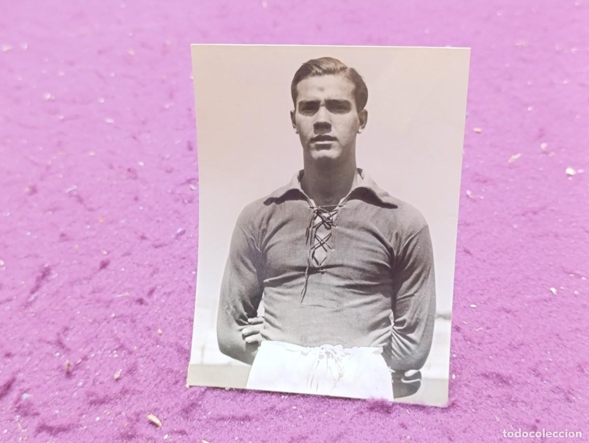 Sports collectibles: 1933, Fotograf&iacute;a de deporte de archivo, F&uacute;tbol, Francisco Campos Salamina, sello Revista Cr&oacute;nica