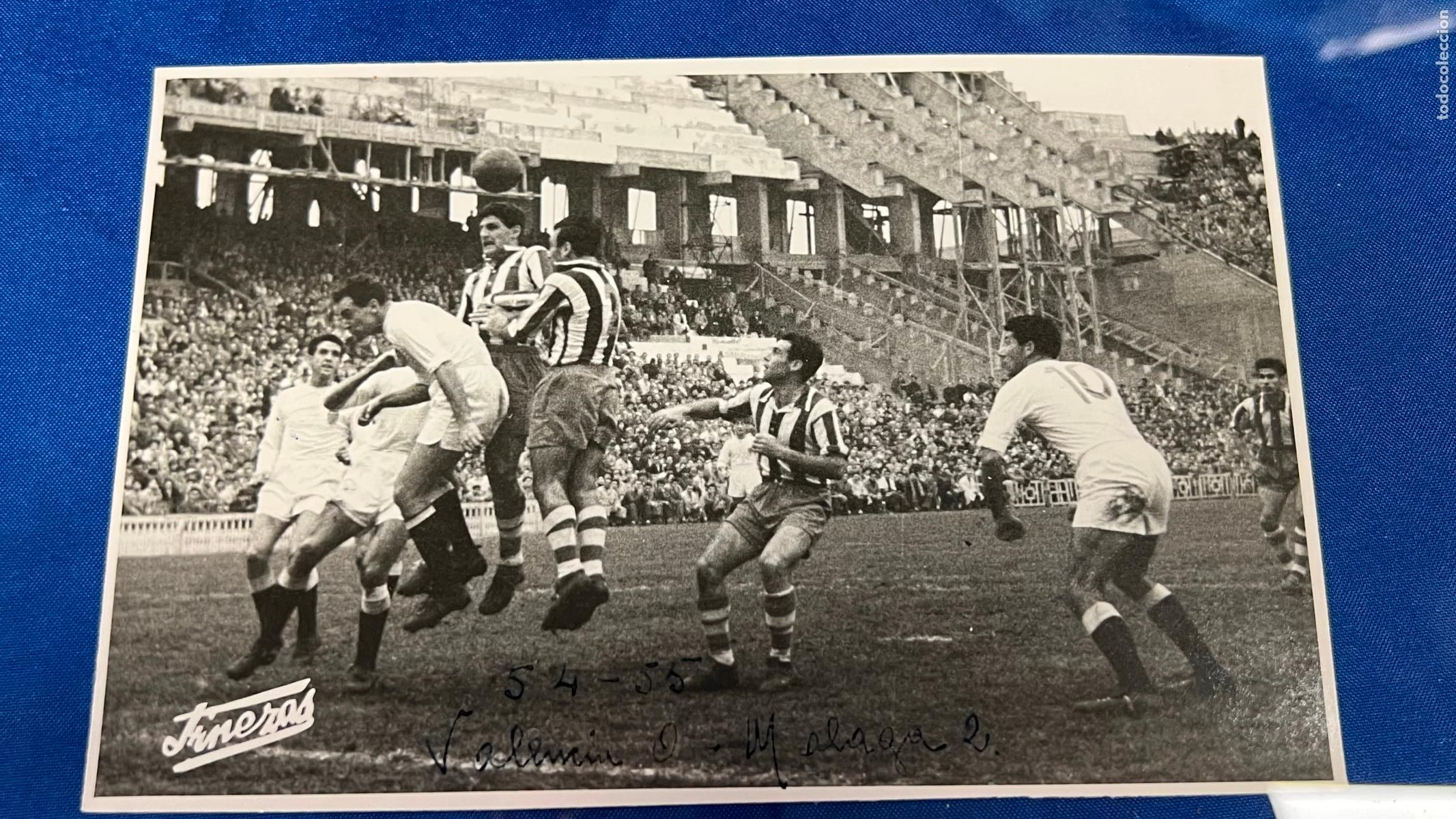 Sports collectibles: Fotografia original Finezas a&ntilde;o 1954 1955 partido futbol VALENCIA MALAGA SELLADA