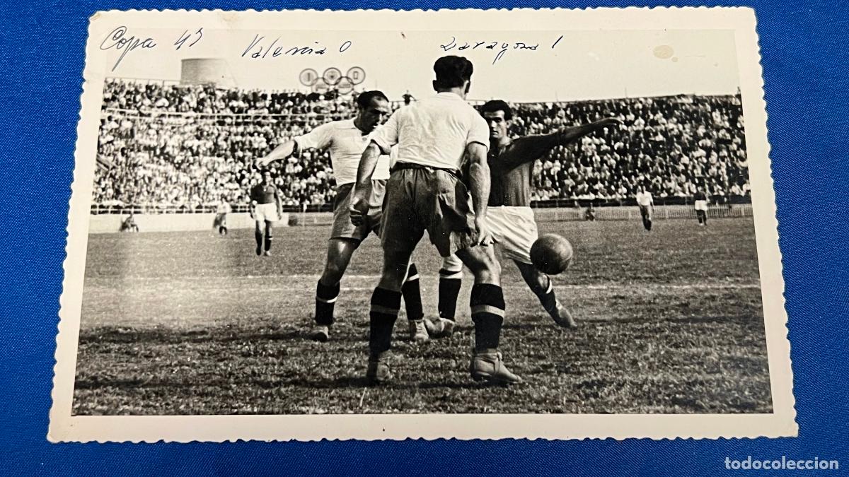 Sports collectibles: Fotografia original Finezas COPA A&Ntilde;O 1945 O 1943 partido futbol VALENCIA ZARAGOZA SELLADA REVERSO
