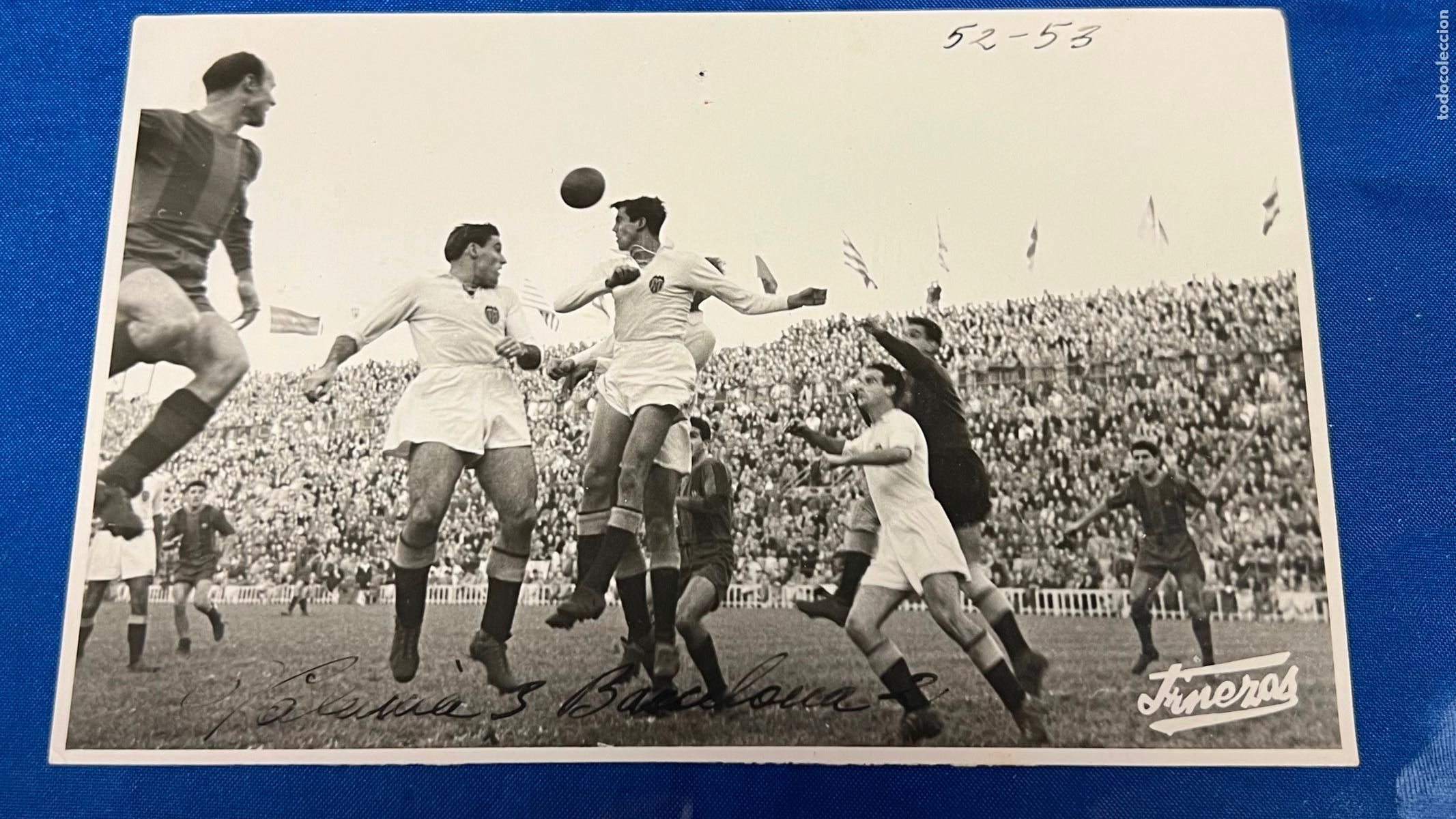 Coleccionismo deportivo: Fotografia original Finezas a&ntilde;o 1952/53 partido futbol VALENCIA SELLADA