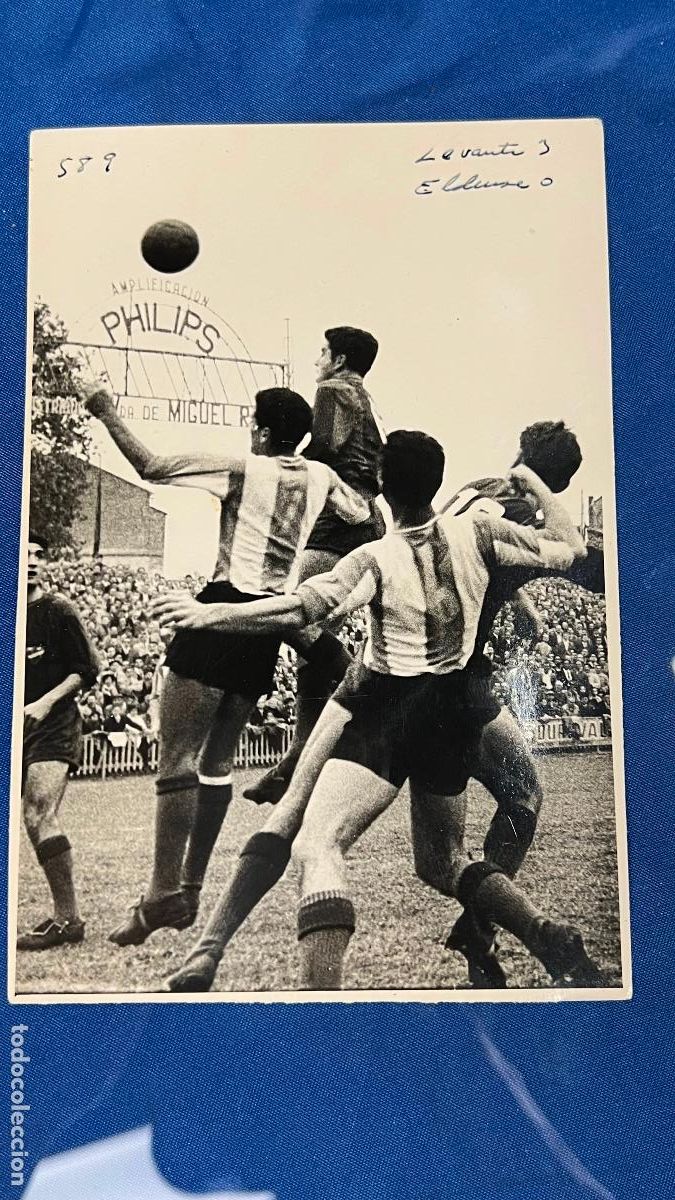 Coleccionismo deportivo: Fotografia original Finezas a&ntilde;os 1958/59 partido futbol levante