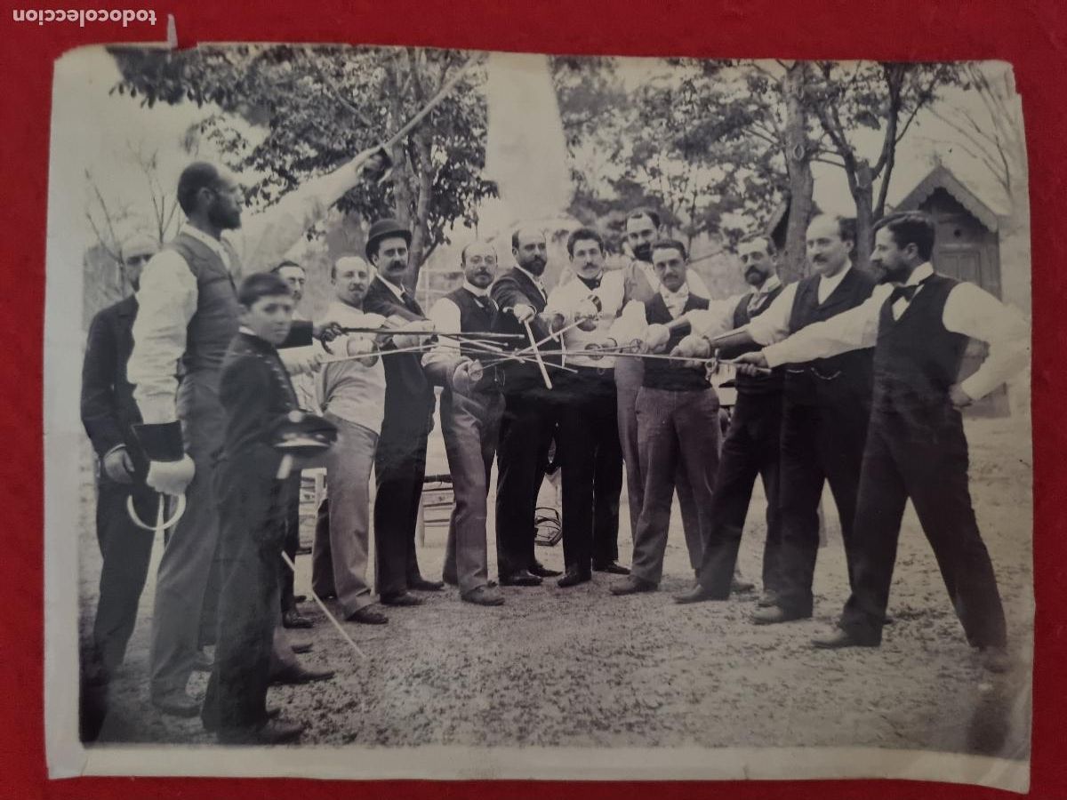 Coleccionismo deportivo: FOTO ANTIGUA DE ESGRIMA PAPEL FINO TIPO ALBUMINA ORIGINAL KF1