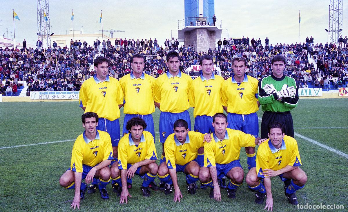 Coleccionismo deportivo: FOTO POSTAL C&Aacute;DIZ CF 2000/01