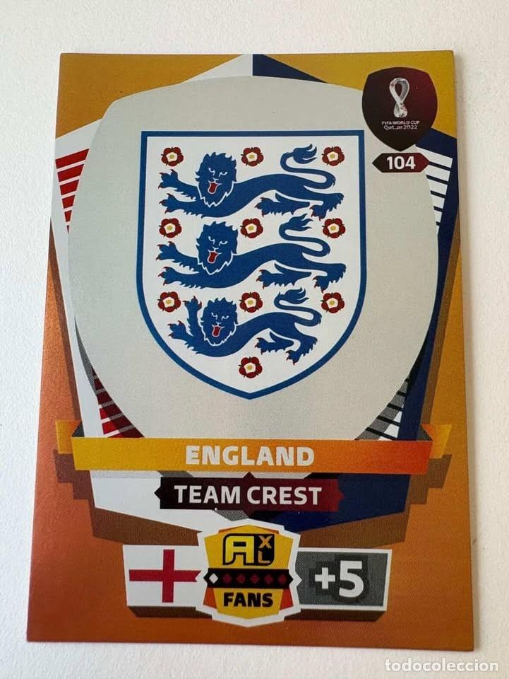 Coleccionismo deportivo: Escudo Inglaterra Team Crest 104 Adrenalyn Mundial Qatar 2022
