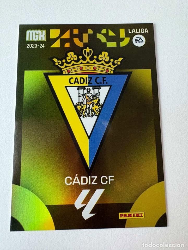 Coleccionismo deportivo: Escudo C&aacute;diz 127 Megacracks 2023-24