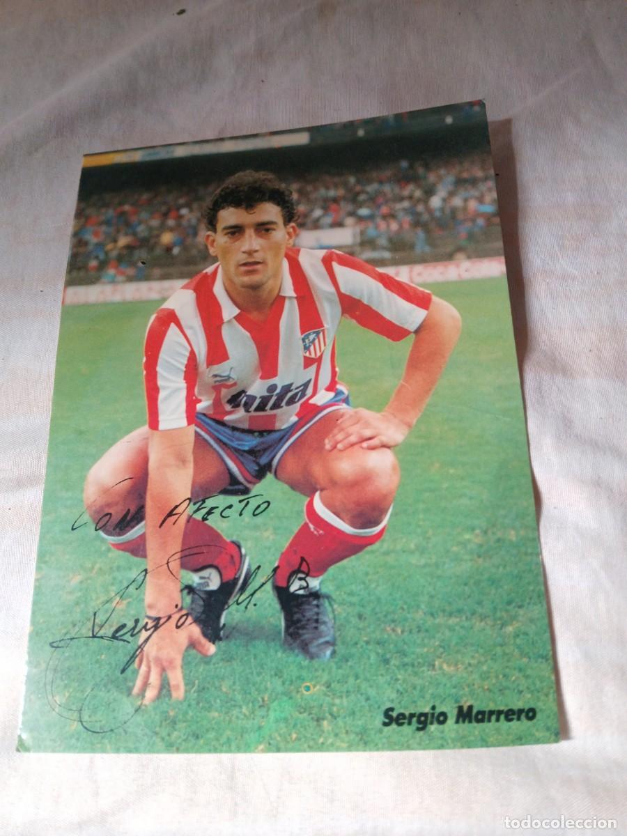 Coleccionismo deportivo: Antigua foto postal de jugador atl&eacute;tico de Madrid Sergio Marrero firmada (no se original)