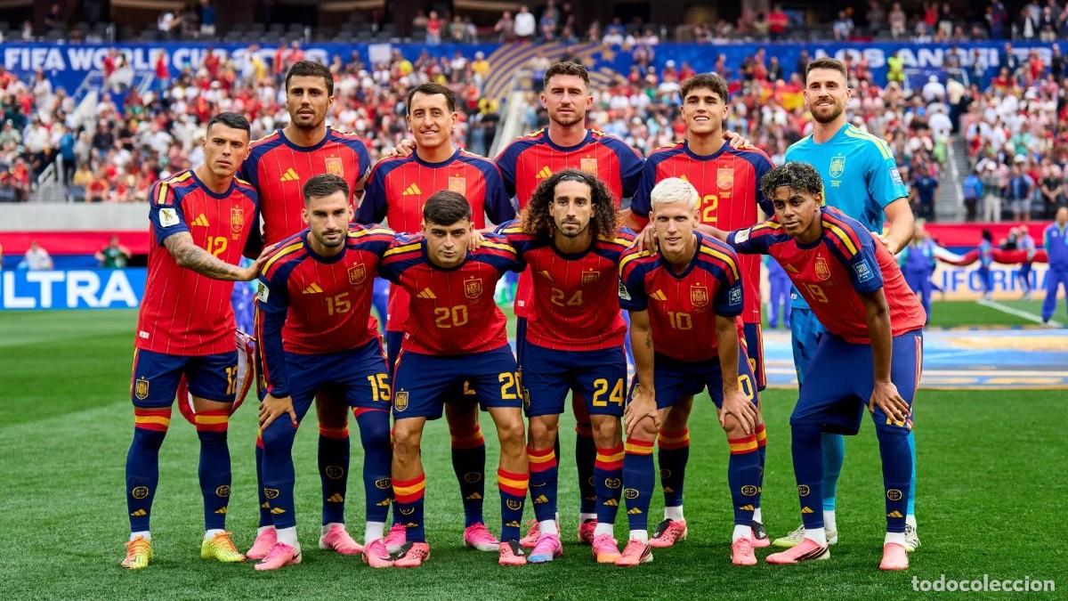Coleccionismo deportivo: SELECCI&Oacute;N ESPA&Ntilde;OLA DE F&Uacute;TBOL. ALINEACI&Oacute;N PARTIDO MUNDIAL 2026 EN L. &Aacute;NGELES VS AUSTRIA. FOTO