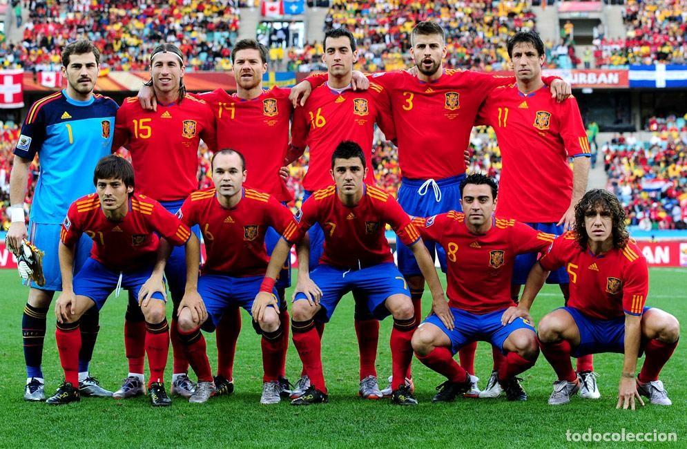 Coleccionismo deportivo: SELECCI&Oacute;N ESPA&Ntilde;OLA DE F&Uacute;TBOL. ALINEACI&Oacute;N PARTIDO MUNDIAL 2010 EN DURBAN VS SUIZA. FOTO