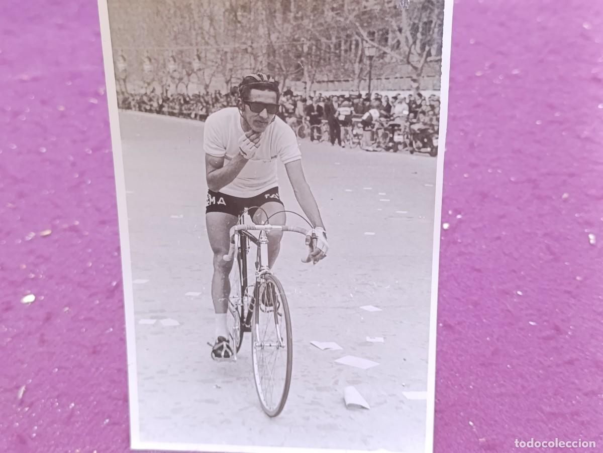 Sammelleidenschaft Sport: 1960, Antigua Fotograf&iacute;a de archivo, b/n, Bahamontes, vuelta ciclista a Levante