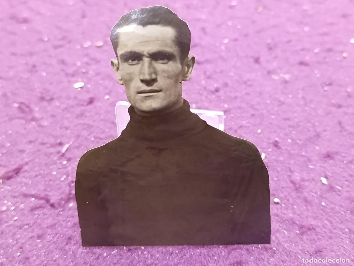 Sammelleidenschaft Sport: 1930&acute;s, Foto de Archivo, Retrato Troquelado Original, Yrigoyen, Valladolid, con sellos al dorso.