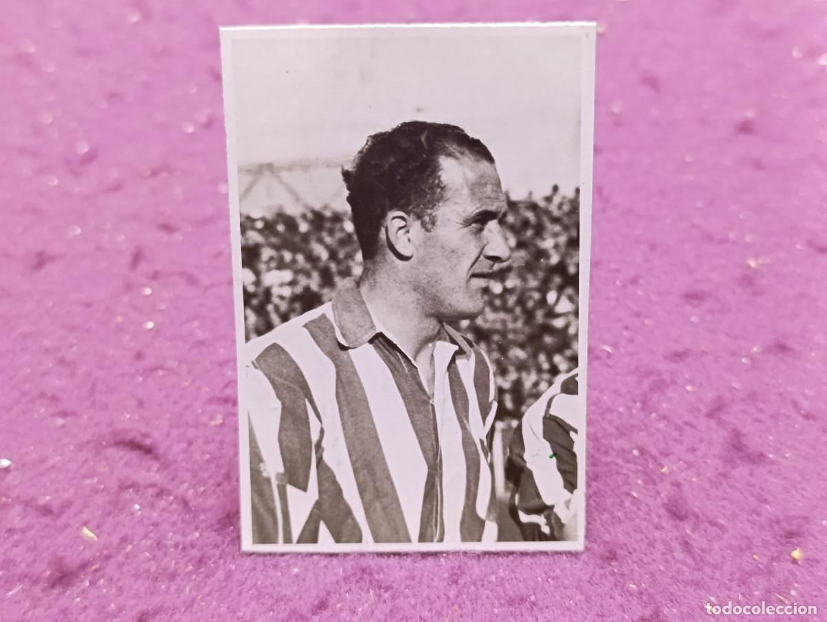 Sammelleidenschaft Sport: 1940, Antigua fotograf&iacute;a de F&uacute;tbol, de Archivo, Unamuno, At. Bilbao, con sellos al dorso