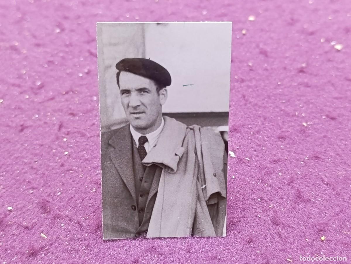 Coleccionismo deportivo: 1940&acute;s, Antigua fotograf&iacute;a de F&uacute;tbol, de Archivo, Unamuno, At. Bilbao, con sello al dorso