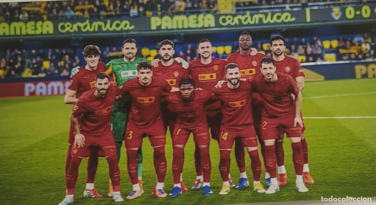 Coleccionismo deportivo: VALENCIA C.F. ALINEACI&Oacute;N PARTIDO DE LIGA 2025-2026 EN LA CER&Aacute;IMICA VS VILLARREAL. FOTO
