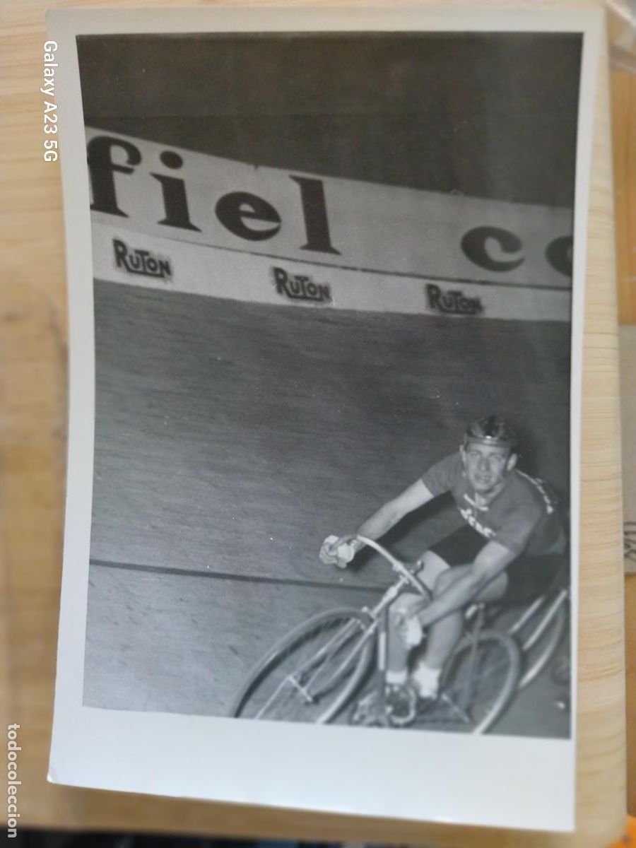 Coleccionismo deportivo: CICLISMO CARRERA A&Ntilde;OS 60 CICLISTA PISTA CIRCUITO CORTEFIE *-- FOTO 18X12.2 CMS ORIGINAL EPOCA IBA&Ntilde;EZ