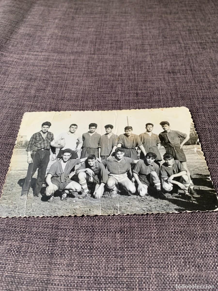 Coleccionismo deportivo: FOTOGRAFIA EQUIPO FUTBOL A&Ntilde;O 1959. FOTOS PUERTO SAGUNTO. PEDIDO MINIMO 10 EUROS.
