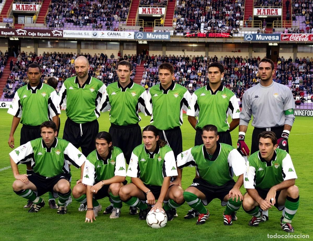 Coleccionismo deportivo: R. BETIS B. ALINEACI&Oacute;N PARTIDO DE LIGA 2001-2002 EN ZORRILLA VS EL VALLADOLID. FOTO