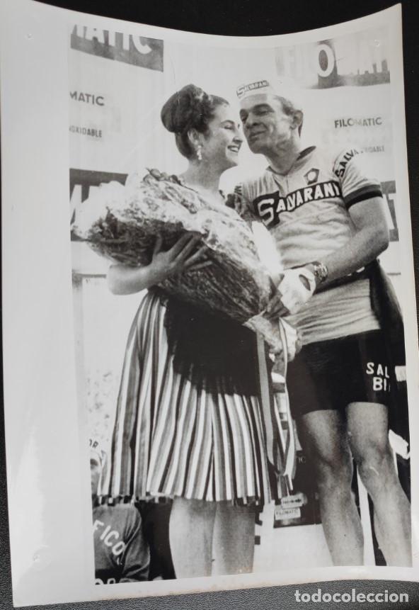 Sports collectibles: VUELTA CICLISTA A ESPA&Ntilde;A 1968 BENIDORM, WILFRIED PEFFGEN GANA LA ETAPA, TELEFOTO