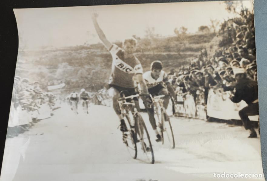 Sports collectibles: VUELTA CICLISTA A ESPA&Ntilde;A 1969 BARBASTRO, ETAPA GANADA POR MICHAEL WRIGHT, FOTO