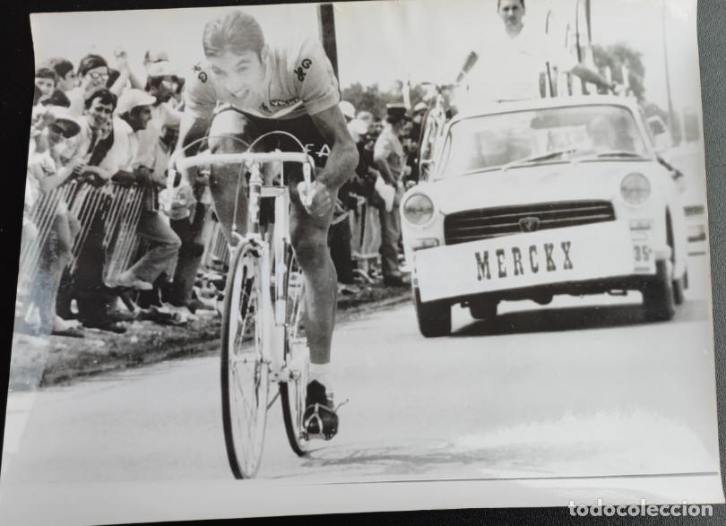 Collezionismo sportivo: TOUR DE FRANCIA 1968,DIVONNE LES BAINS, EDDY MERCKX EL MAGNIFICO CONTRA RELOJ, TELEFOTO