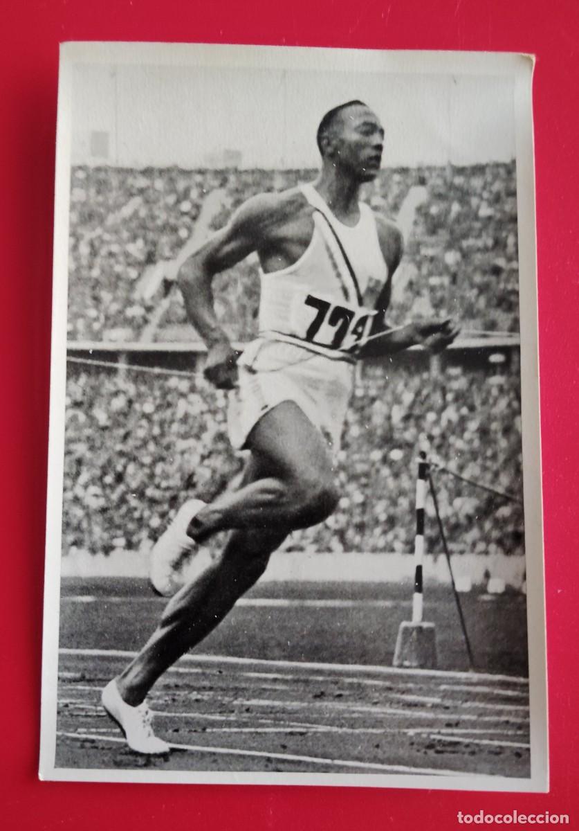 Coleccionismo deportivo: FOTOCROMO OLIMPIADA 1936. JESSE OWENS. 4 MEDALLAS DE ORO.ENVIO INCLUIDO .