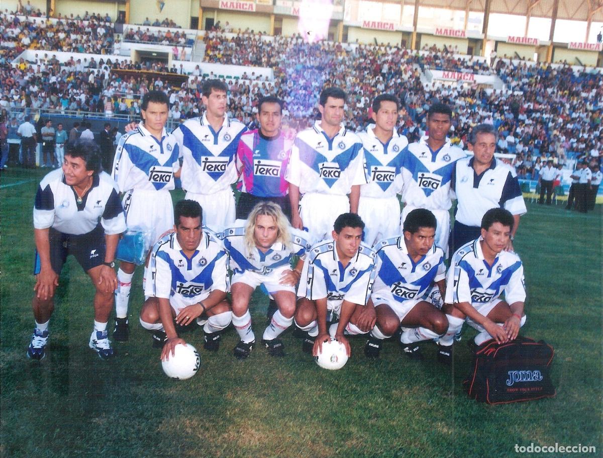 Coleccionismo deportivo: FOTOGRAF&Iacute;A AT. CELAYA MEXICO TROFEO CARRANZA 1996